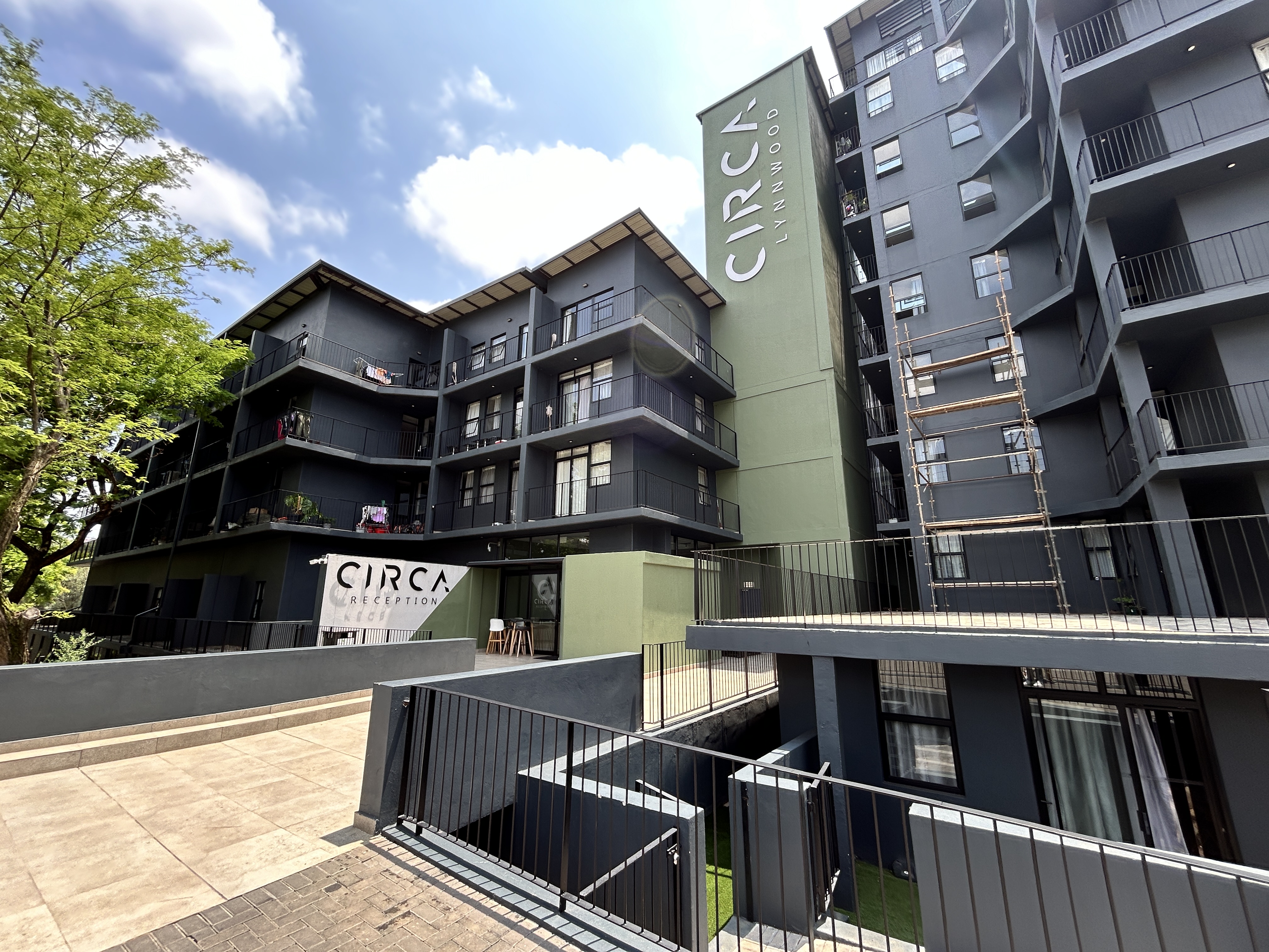 Circa Lynnwood exterior photography